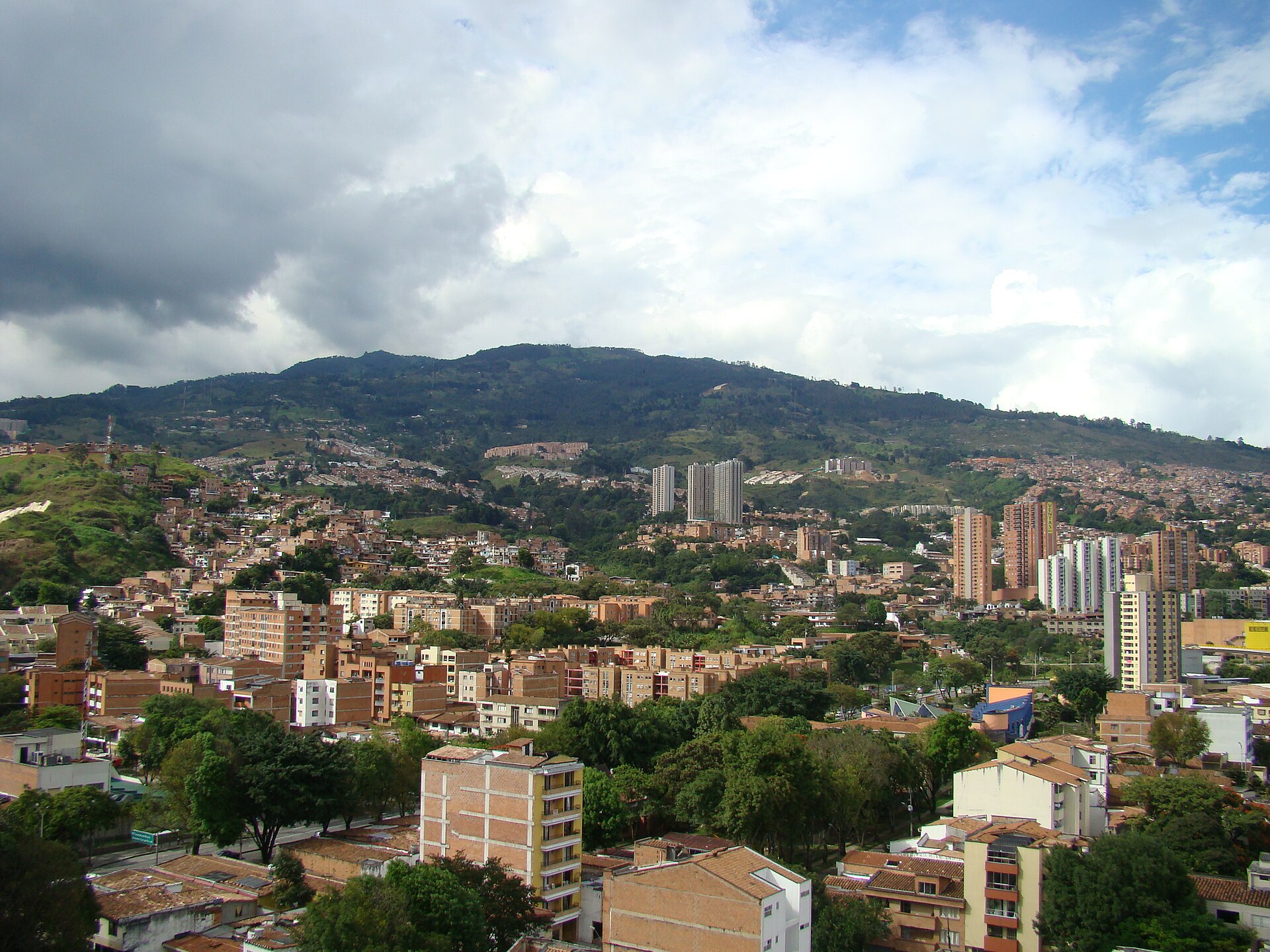 Ruta Bogota Medellin en carro electrico